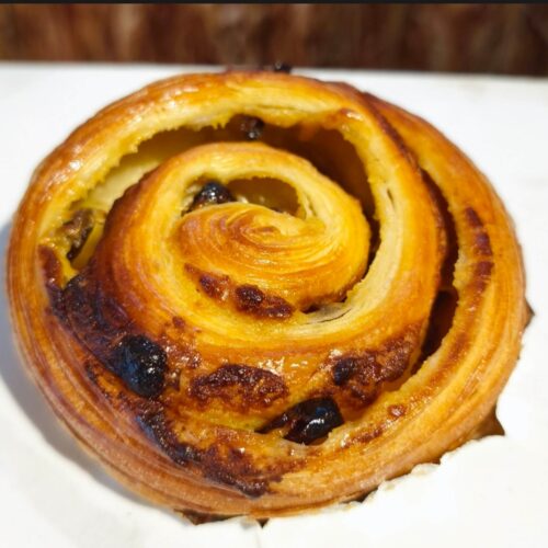 Raisin pastry cream filled croissant bread